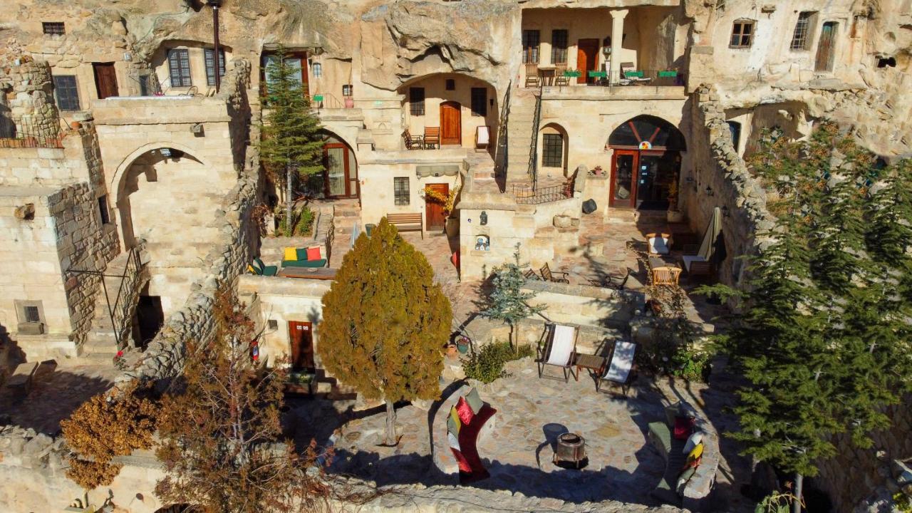 Готель 4 Cave House - Special Class